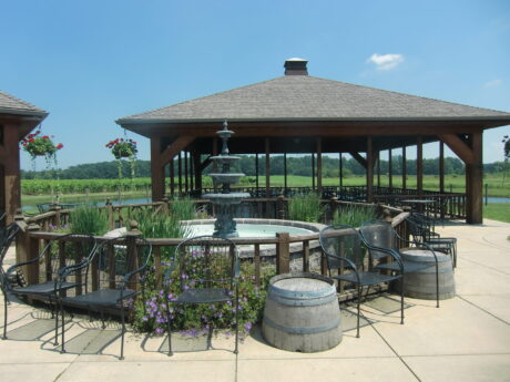 Do the vines and Wine trail for lunch while in northeastern Ohio (J Jacobs photo)